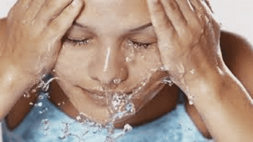 تفسير حلم غسل الوجه في المنام